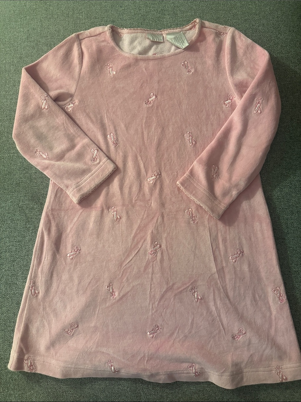 5/$15- Girl’s dress size 5